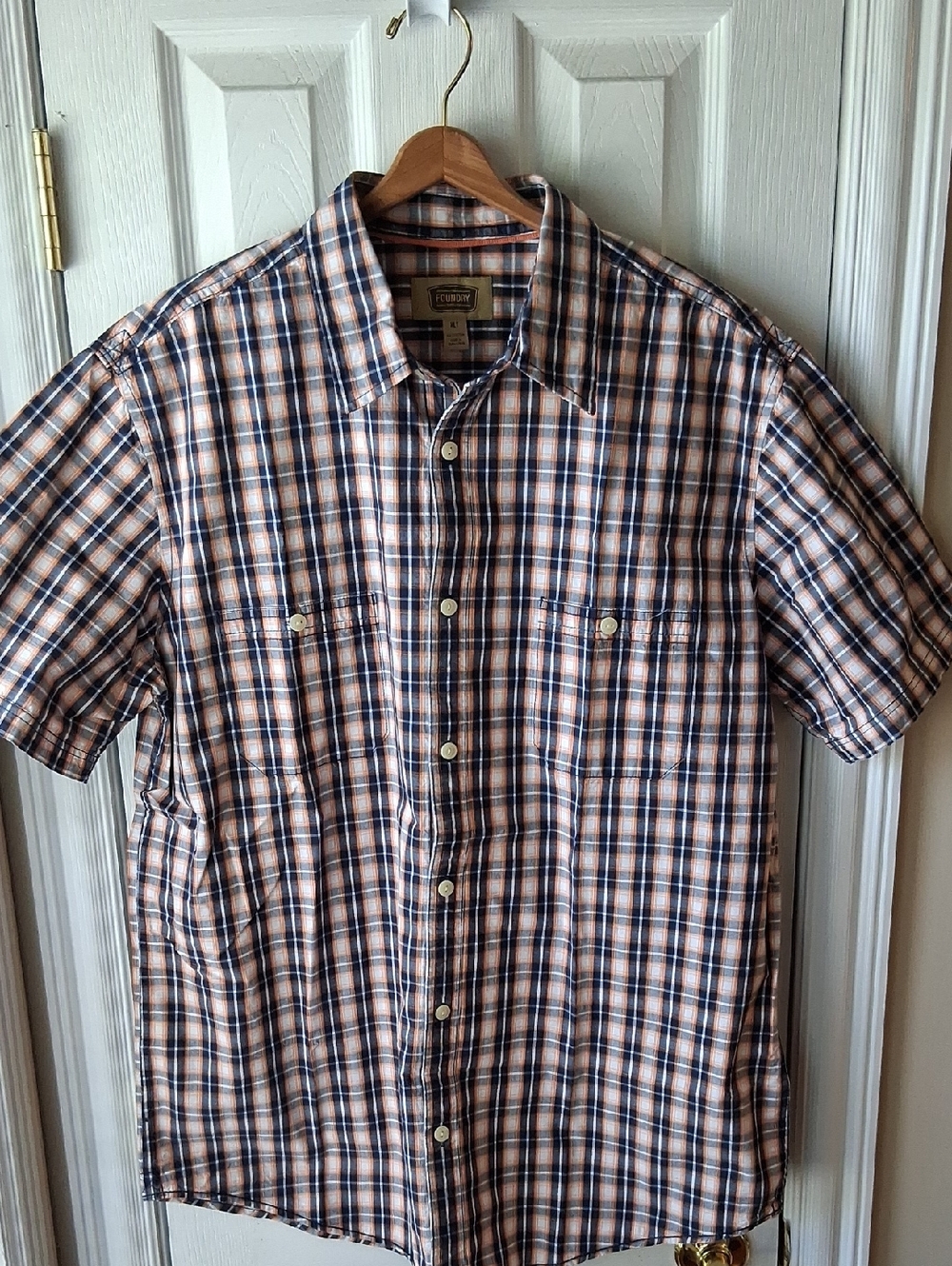Like New 100% Cotton Short-Sleeve Plaid Button-Down Shirt  Extra Long For Tall